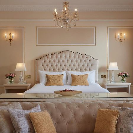 ホテル バーセン ハウス バース エクステリア 写真 A bedroom at the hotel