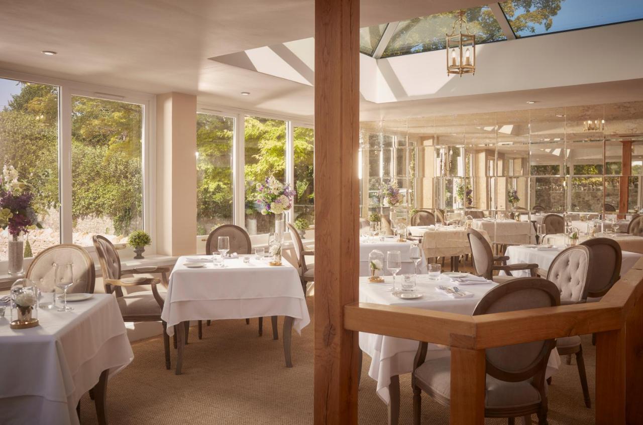 ホテル バーセン ハウス バース エクステリア 写真 The restaurant at The Grove
