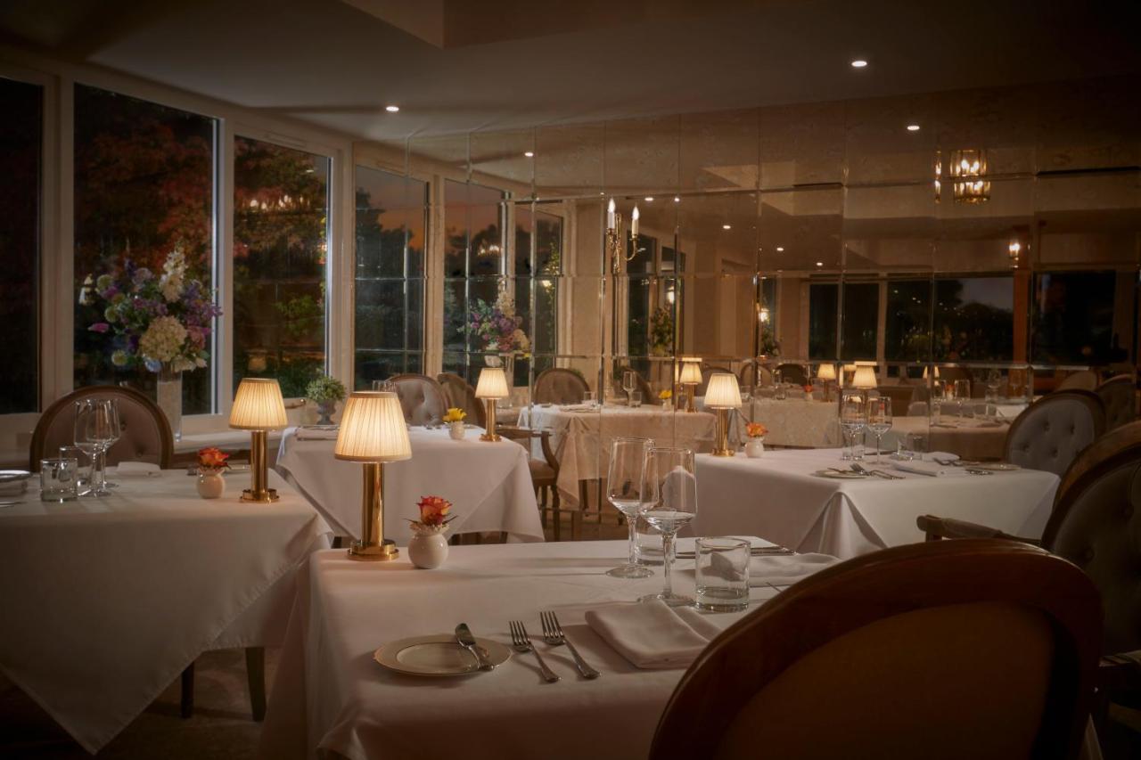 ホテル バーセン ハウス バース エクステリア 写真 The dining room at the River Cafe